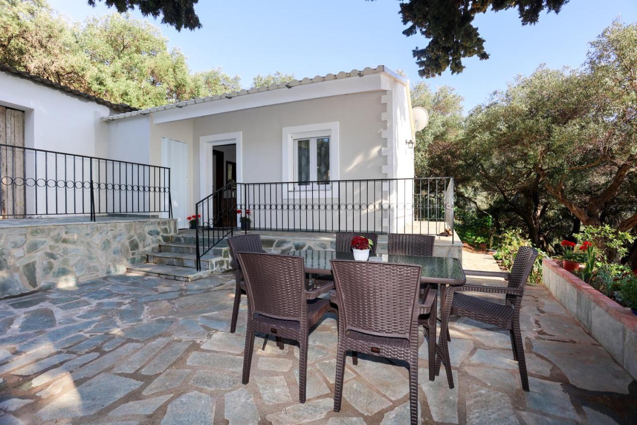 파라모나스 Amaryllis Seaview House By Guestcorfu 아파트 외부 사진
